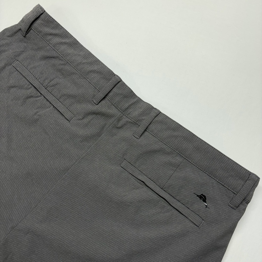 Tommy Bahama Chip Shot Island Zone Golf Shorts 10 inch Gray size 36 - Picture 3 of 6